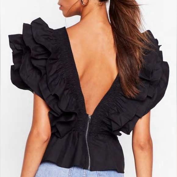 Nasty Gal ruffle pointed dramatic shoulder puff black peplum deep v-neck fashion - Picture 2 of 11